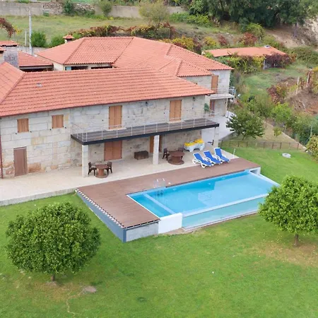 O Beiral Da Anastacia בית נופש Marco de Canavezes