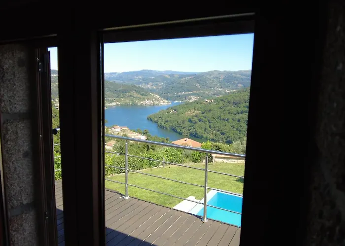 O Beiral Da Anastacia Holiday home Marco de Canaveses